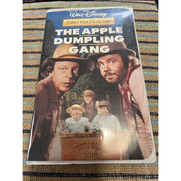 Disney The Apple Dumpling Gang Clamshell VHS Pre-Loved - Picture 1 of 6